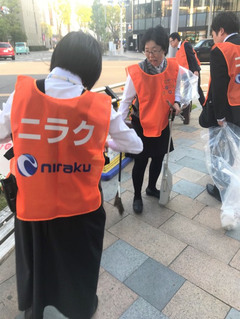 ニラク郡山駅前店、地域プレミアムクリーンデー活動を実施