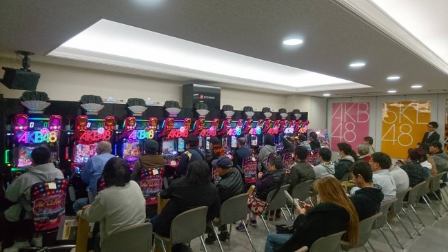 京楽、『ぱちんこ AKB03 誇りの丘』全国ファン試打会に1200名が参加